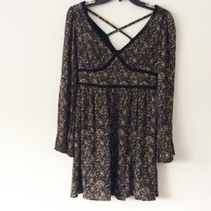 Xhilaration strappy dress. Long sleeved floral. XS